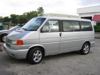2003 VW Eurovan.jpg