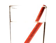 glass_water_pencil_refraction_mohtj_436541295.jpg