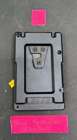 Teradek Single Battery Plate for Bolt 4K, Bolt 6, Serv 4K [02] (Male, Gold Mount) - [11-0853] ...jpg