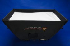 Photoflex medium softbox 800 ppi.jpg