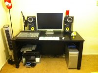 Desk.jpg