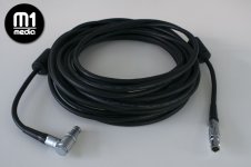 LCD&EVF 10m-32ft.jpg