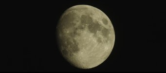 Moon_1.jpg