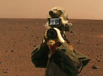 Red-Warrior-On-Mars_01_mail.jpg
