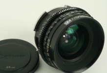 QY6D2205sm.jpg