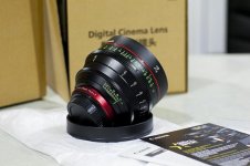 canon2.jpg