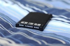 128gb_SSD_B_small.jpg