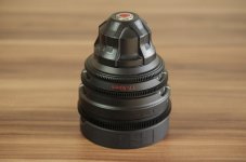 redzoom_01.jpg