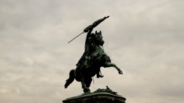 Heldenplatz_Karlathorse_01.jpg