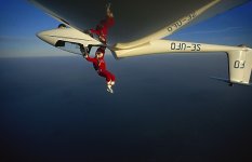 santa_glider.jpg