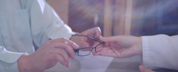 glasses.jpg