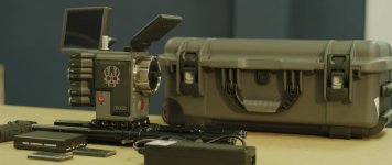 scarlet w kit 4jpg.jpg