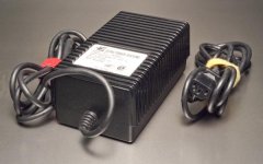 RED_POWER_ADAPTOR_B(RED_ONE).jpg