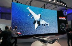 Gripen_LEDscreen.jpg