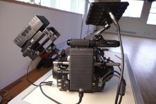RedCameraMonitorEVFCadlewithBatteryETvdock15mmShockmount6.jpg