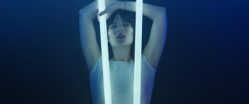 blue1.jpg